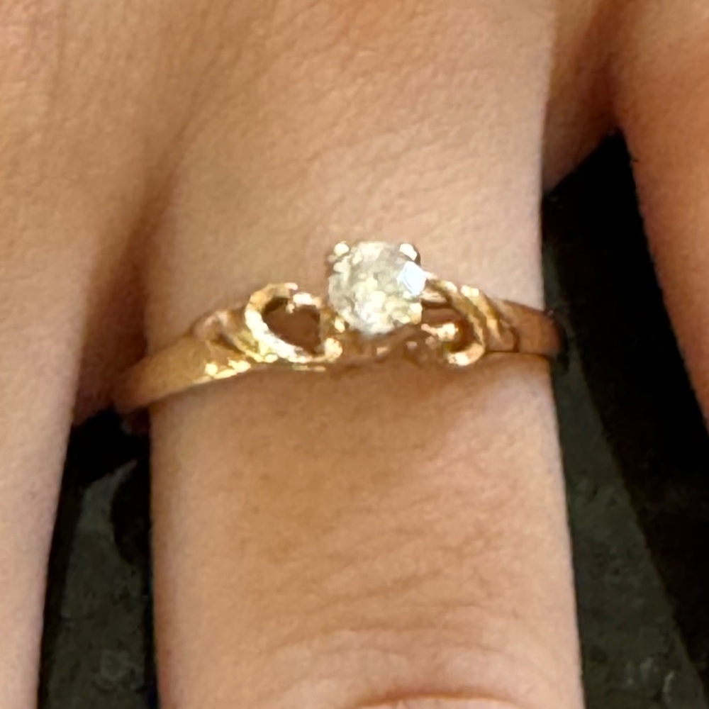 18k Diamond real solid gold engagement ring